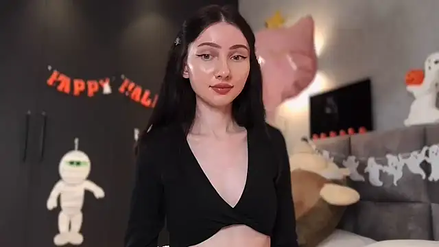 Snapshot of AnaMoonlight chatting on 10-31-25, 08:54 AnaMoonlight online show from 10-31-25, 08:54