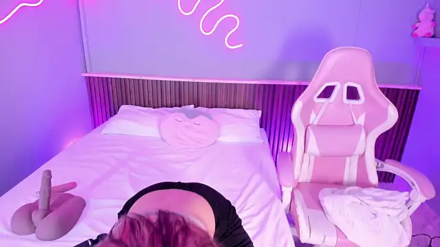 Athenea  fox online show from 04-13-26, 11:59