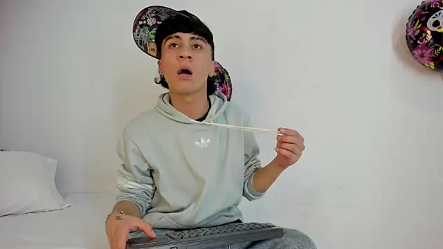 XaanderGrey online show from 10-09-25, 07:56