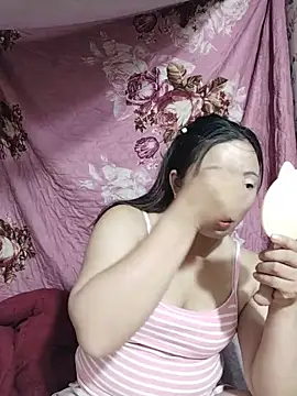 Snapshot of zhen-zo chatting on 06-18-26, 05:51 zhen-zo online show from 06-18-26, 05:51