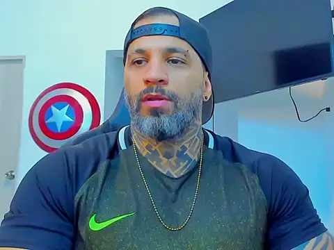 Snapshot of JoshRigby chatting on 10-15-25, 07:25 JoshRigby online show from 10-15-25, 07:25