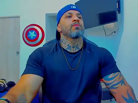 Snapshot of JoshRigby chatting on 10-16-25, 07:15 JoshRigby online show from 10-16-25, 07:15