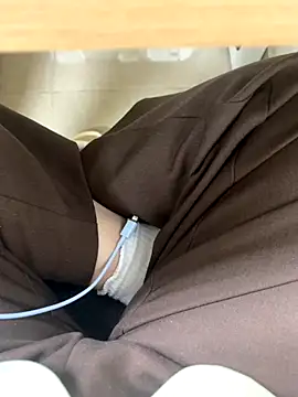 Snapshot of Lydia-a chatting on 12-19-25, 07:04 Lydia-a online show from 12-19-25, 07:04