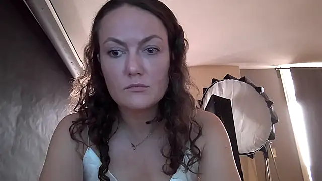sexybriiiixoxo online show from 04-29-26, 05:30