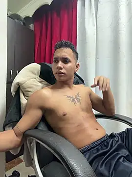 Snapshot of JackRoberth chatting on 04-01-26, 05:52 JackRoberth online show from 04-01-26, 05:52