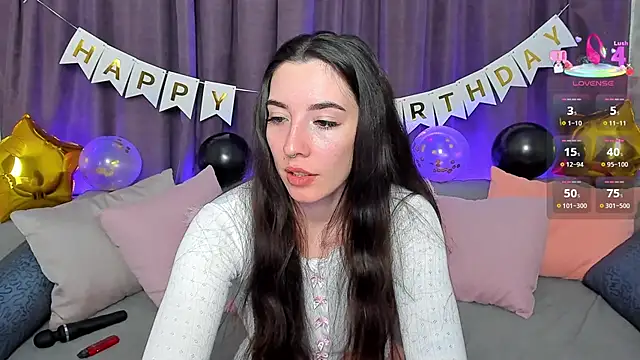 Snapshot of Curious_Lily chatting on 11-29-25, 01:08 Curious Lily online show from 11-29-25, 01:08