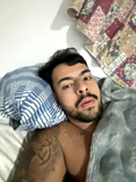 artzin2334 online show from 11-10-25, 05:39