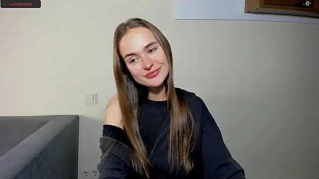 Snapshot of LilMary_ chatting on 12-17-25, 09:26 LilMary online show from 12-17-25, 09:26