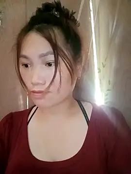 Snapshot of min-xinh chatting on 10-04-25, 05:05 min-xinh online show from 10-04-25, 05:05