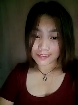 Snapshot of min-xinh chatting on 10-13-25, 05:02 min-xinh online show from 10-13-25, 05:02