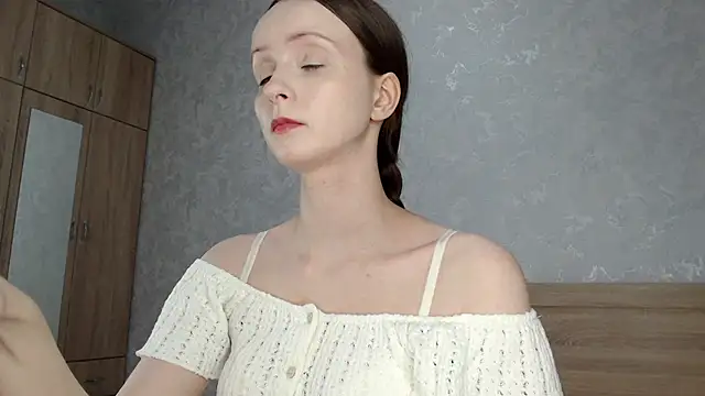 Snapshot of Yourplayfulspark chatting on 10-25-25, 06:13 Yourplayfulspark online show from 10-25-25, 06:13