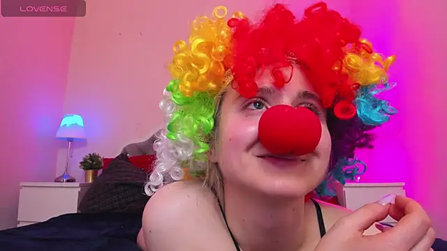 Snapshot of CamillaDreamer chatting on 10-07-25, 03:20 CamillaDreamer online show from 10-07-25, 03:20