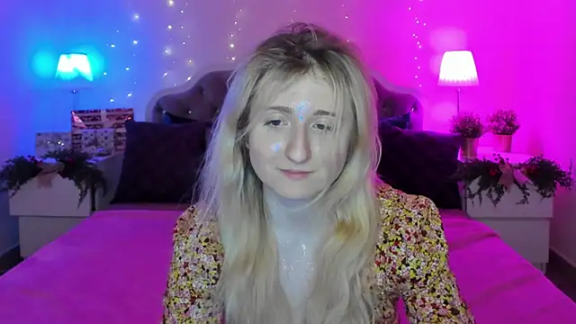 Snapshot of CamillaDreamer chatting on 01-07-26, 04:42 CamillaDreamer online show from 01-07-26, 04:42