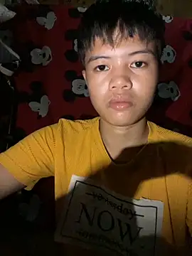 Snapshot of Obre17 chatting on 09-29-25, 02:06 Obre17 online show from 09-29-25, 02:06