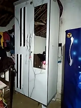 Snapshot of Lona2525 chatting on 10-15-25, 06:19 Lona2525 online show from 10-15-25, 06:19