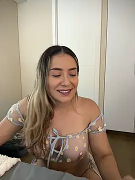 Mariana gom online show from 03-18-26, 01:47