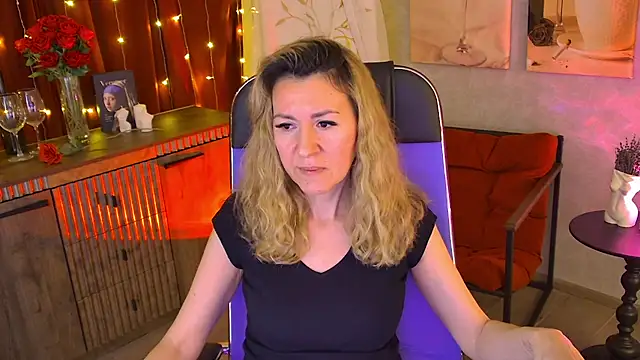 DonnaSmitth online show from 04-20-26, 06:31