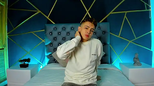 Lian Miller1  online show from 10-11-25, 12:15