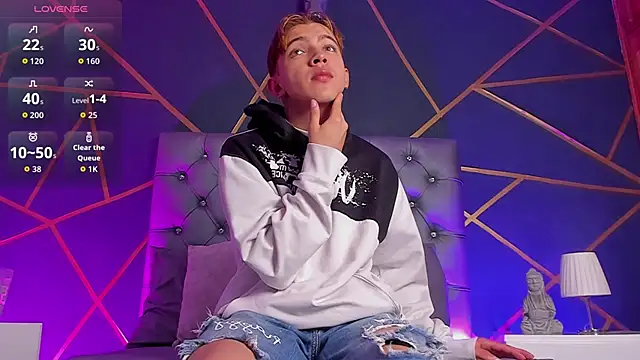 Lian Miller1  online show from 03-28-26, 12:38