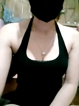 Snapshot of LenaCii chatting on 10-18-25, 05:54 LenaCii online show from 10-18-25, 05:54