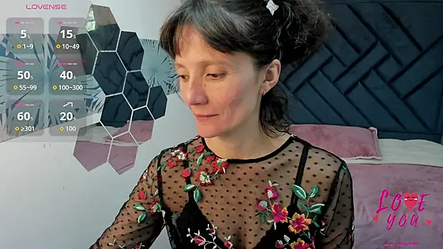 Valery More   online show from 07-02-26, 01:17