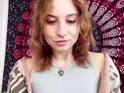 Snapshot of AdalynKiss chatting on 10-02-25, 06:20 AdalynKiss online show from 10-02-25, 06:20