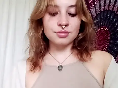 Snapshot of AdalynKiss chatting on 10-15-25, 12:16 AdalynKiss online show from 10-15-25, 12:16