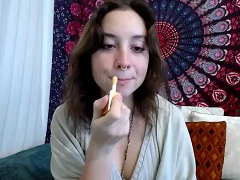 Snapshot of AdalynKiss chatting on 12-01-25, 07:13 AdalynKiss online show from 12-01-25, 07:13