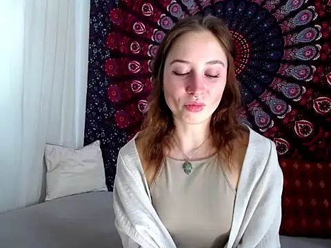 Snapshot of AdalynKiss chatting on 03-04-26, 01:17 AdalynKiss online show from 03-04-26, 01:17