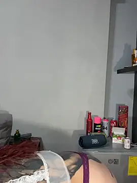 Snapshot of SelenaRouge1 chatting on 02-19-26, 02:51 SelenaRouge1 online show from 02-19-26, 02:51