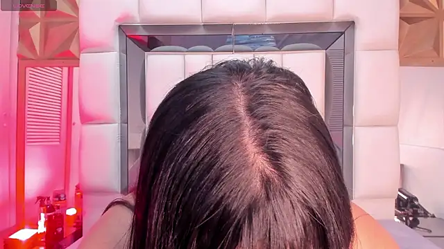 violet milleer online show from 03-12-26, 07:20