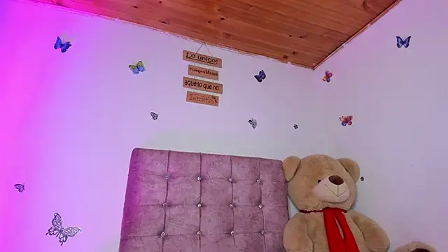 Lia Roses3x online show from 07-18-26, 02:27