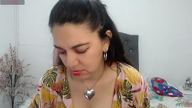 astrolover  online show from 10-30-25, 02:57