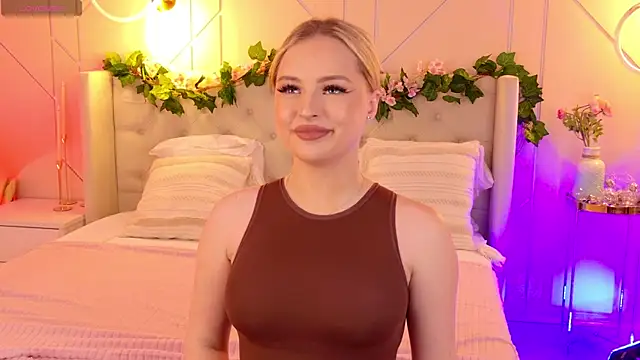 EllyLinn online show from 03-23-26, 05:06