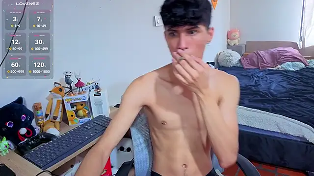 Snapshot of TwoBoys4Cum chatting on 11-19-25, 09:15 TwoBoys4Cum online show from 11-19-25, 09:15