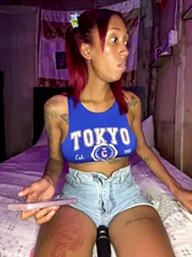 Zasha Romero online show from 12-21-25, 05:36