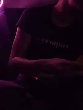 GoldenPussy1329 online show from 12-16-25, 10:26