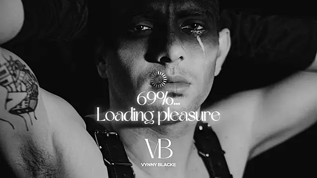 Snapshot of VynnyBlacke_ chatting on 12-19-25, 09:22 VynnyBlacke online show from 12-19-25, 09:22