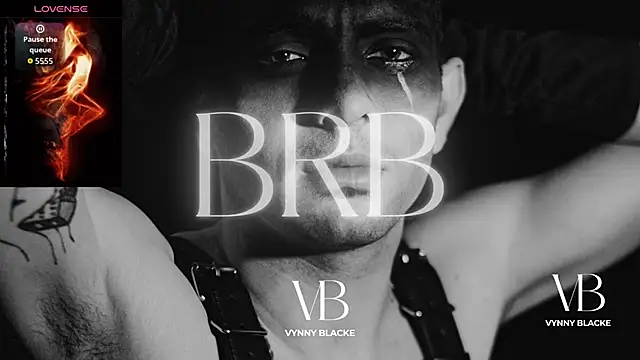 Snapshot of VynnyBlacke_ chatting on 01-11-26, 03:33 VynnyBlacke online show from 01-11-26, 03:33