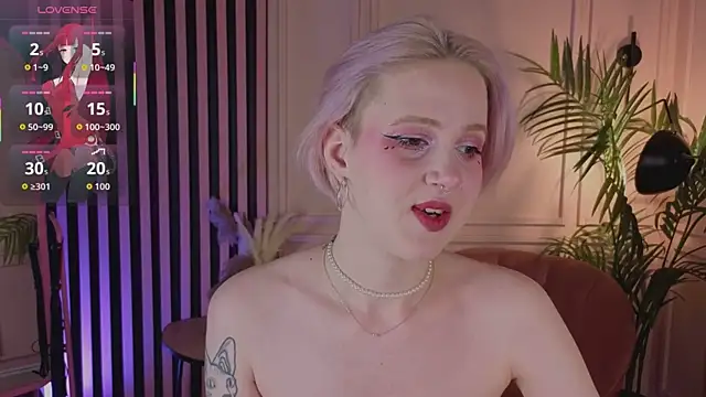 luna son online show from 11-23-25, 06:02