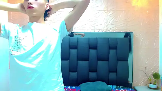 thaigo twink38 online show from 10-24-25, 03:47