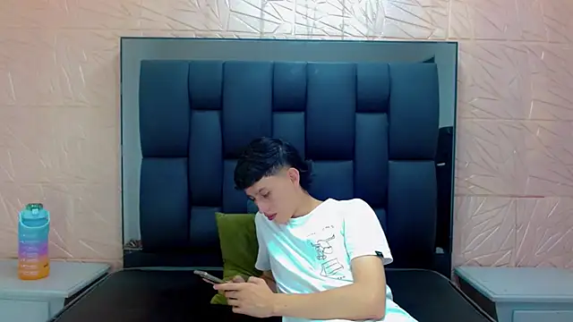 thaigo twink38 online show from 11-23-25, 11:59