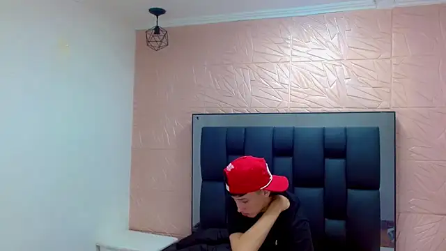 thaigo twink38 online show from 02-10-26, 05:44