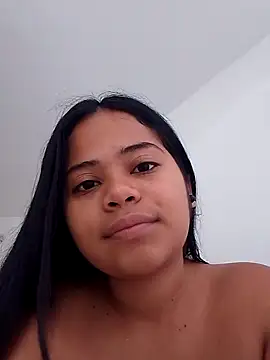 Snapshot of Antonela_19 chatting on 09-28-25, 01:38 Antonela 19 online show from 09-28-25, 01:38