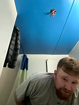 curiousbiguy420 online show from 09-28-25, 05:02