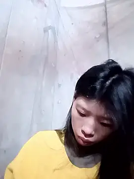 Snapshot of Khanhu_xx chatting on 01-07-26, 01:35 Khanhu xx online show from 01-07-26, 01:35