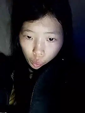 Snapshot of Khanhu_xx chatting on 01-08-26, 02:14 Khanhu xx online show from 01-08-26, 02:14