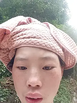 Snapshot of Khanhu_xx chatting on 01-17-26, 03:33 Khanhu xx online show from 01-17-26, 03:33