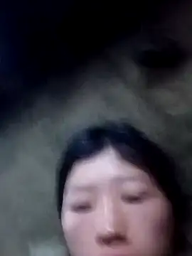 Snapshot of Khanhu_xx chatting on 02-09-26, 12:20 Khanhu xx online show from 02-09-26, 12:20