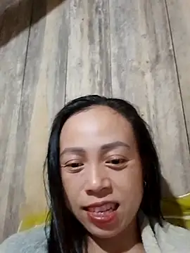 Tuyet xx online show from 10-30-25, 02:29